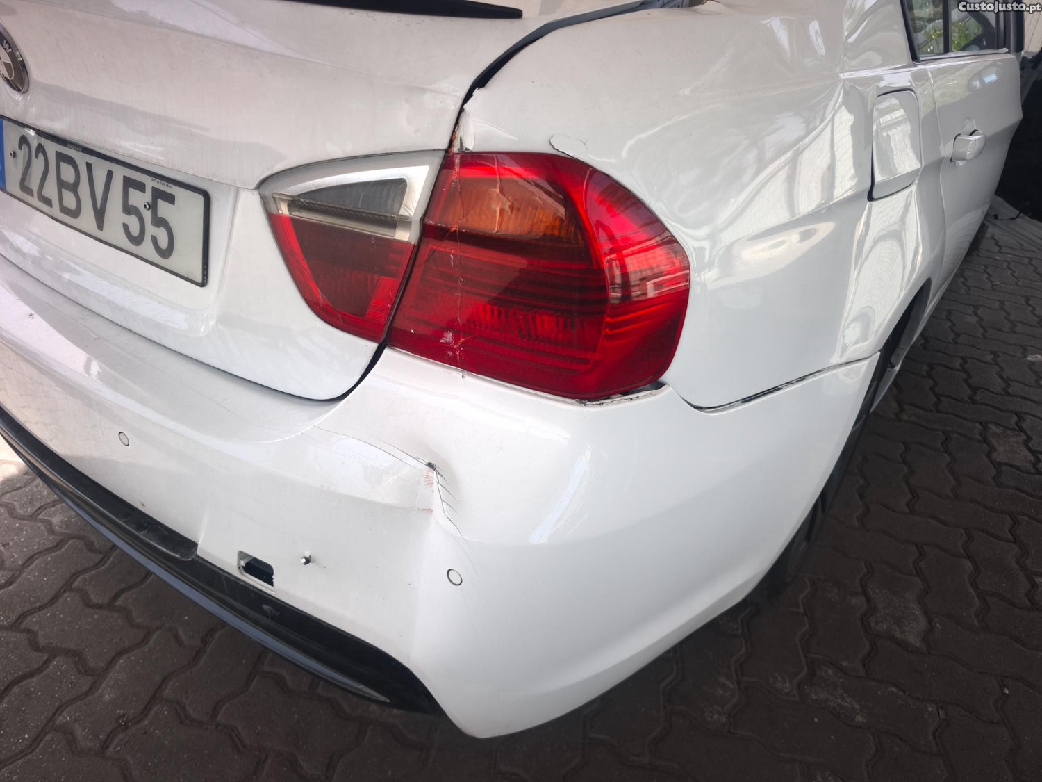 BMW 320 D — fotografia 3