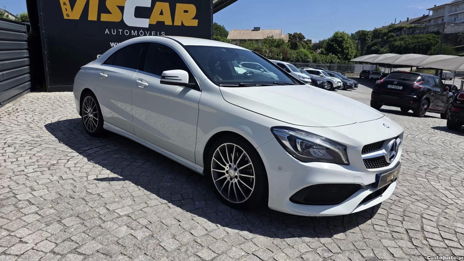 Mercedes-Benz CLA 220 Amg line d auto — fotografia 4