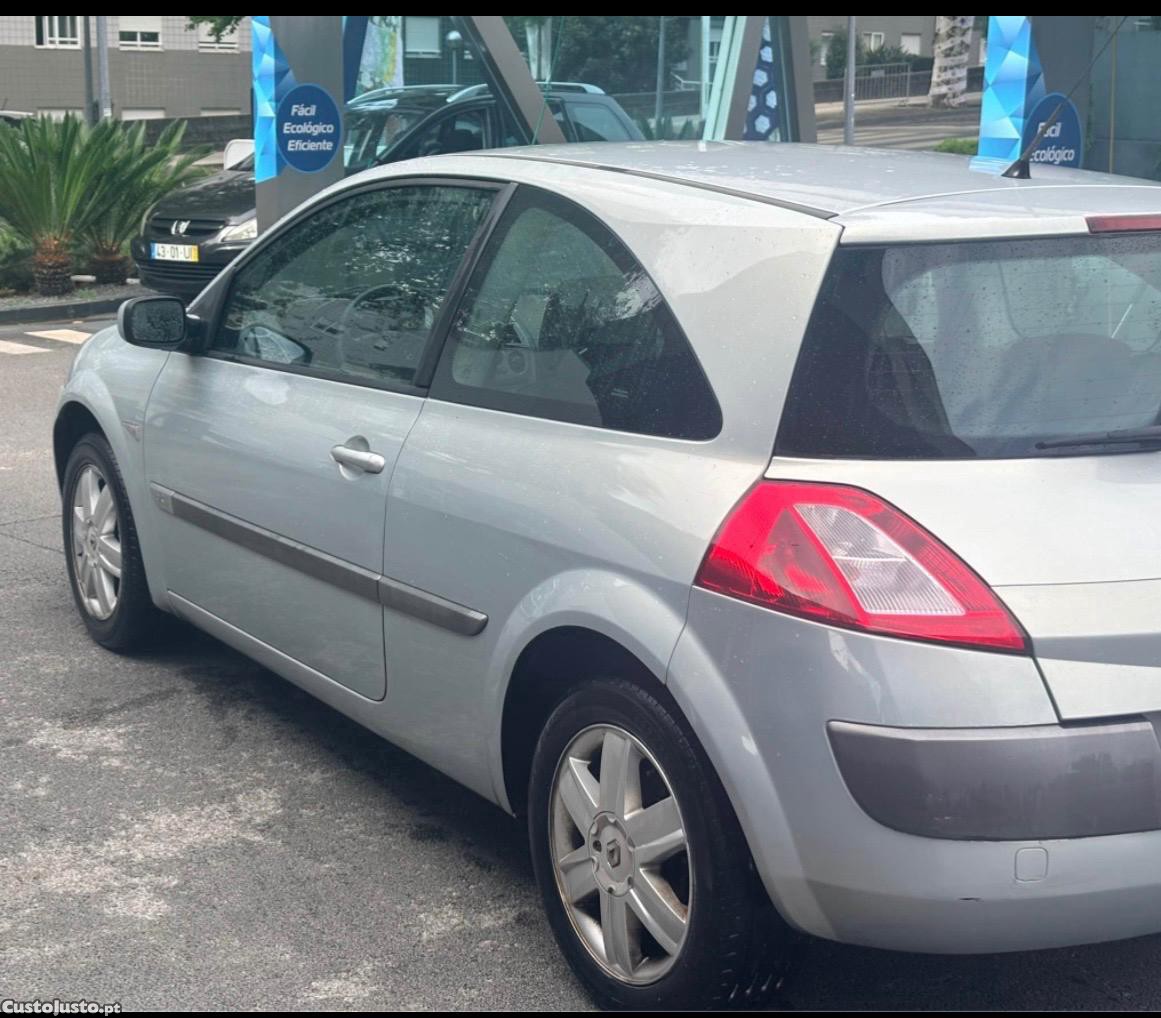 Renault Coupe 1.5dci — photo 4