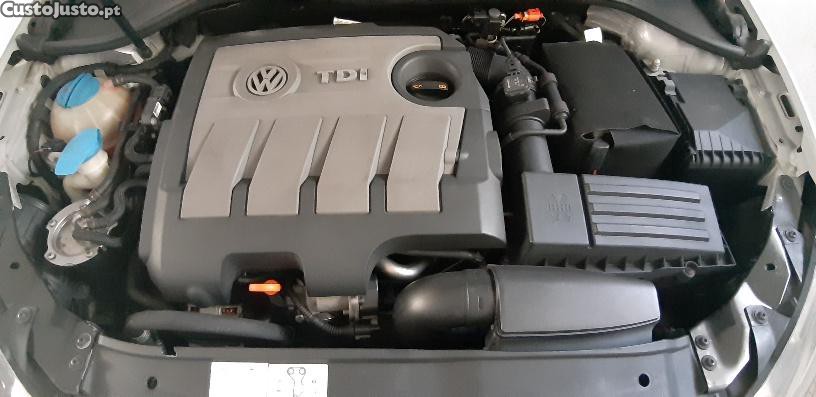 Volkswagen Golf Variant Confortline 1.6 TDI 105 CV — fotografia 3