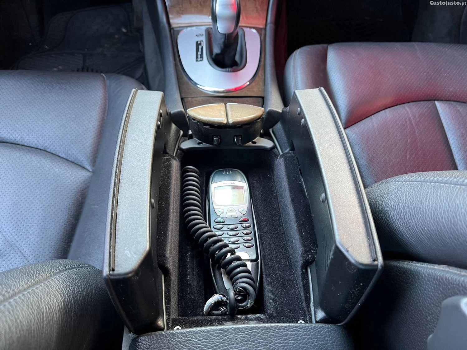 Mercedes-Benz Classe E 2.7 Diesel | Cx. Aut. — fotografia 2