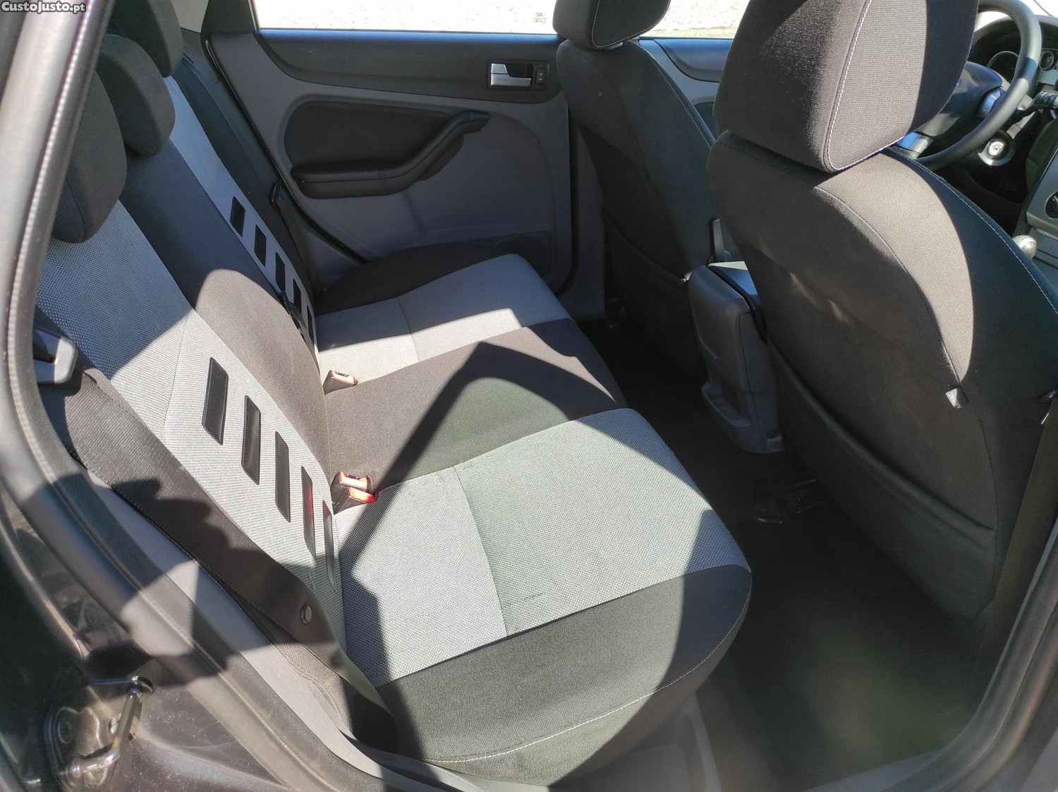Ford Focus SW 1.6 TDCI — fotografia 5