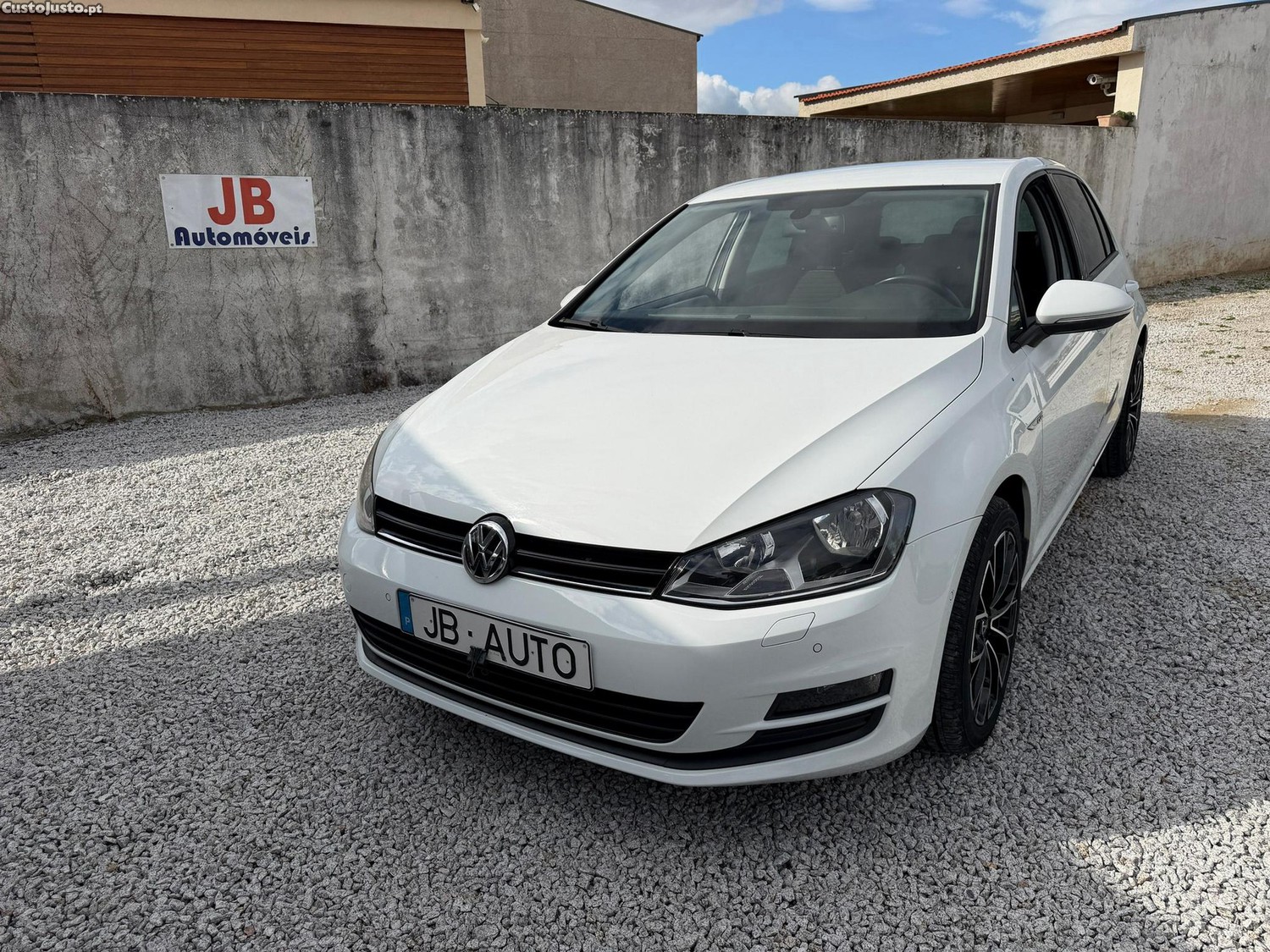 VW Golf 1.6 TDI BlueMotion Cup - 15 — photo 2
