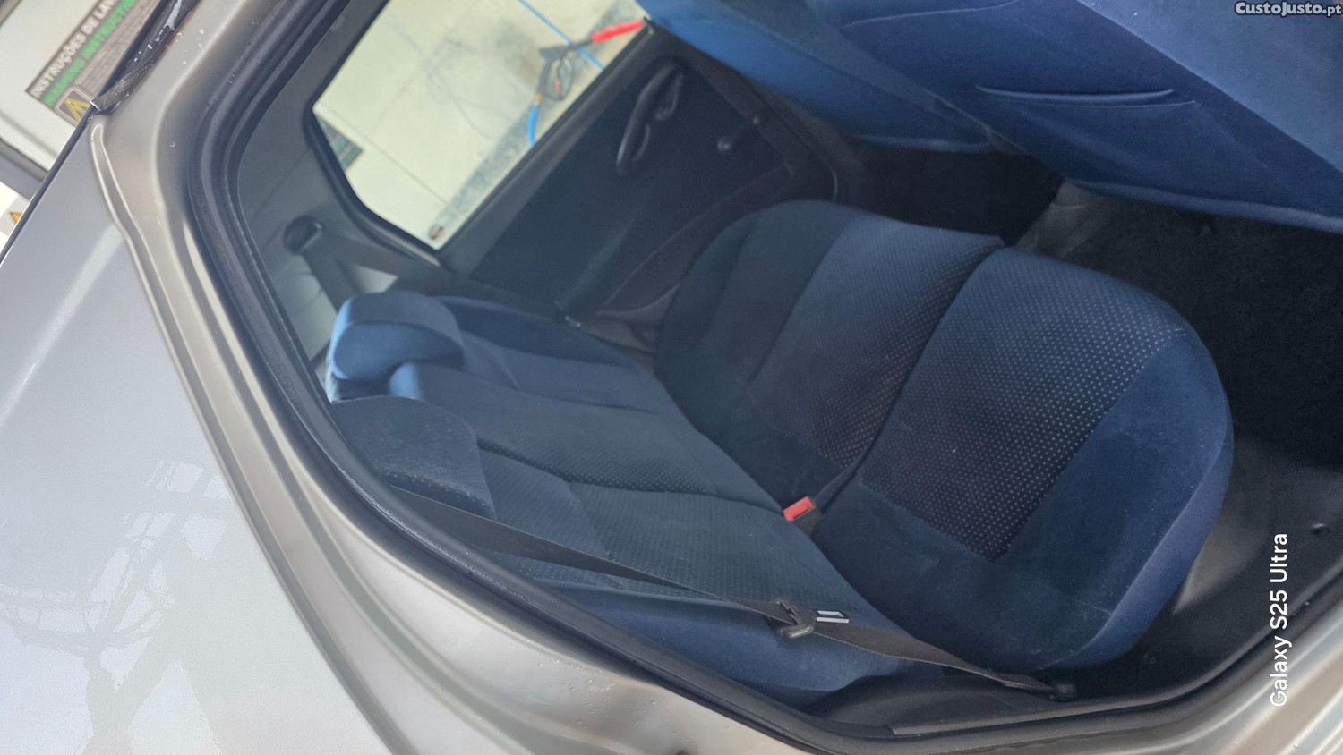Fiat Punto 1.2 799 - 02 foto 2