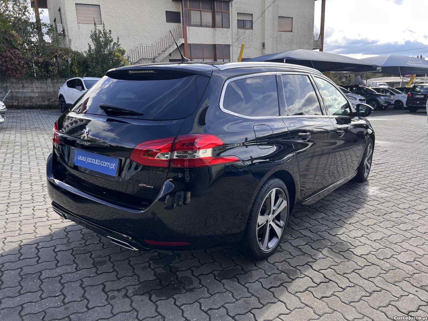 Peugeot 308 SW 1.6 BlueHDI GT Line — photo 3