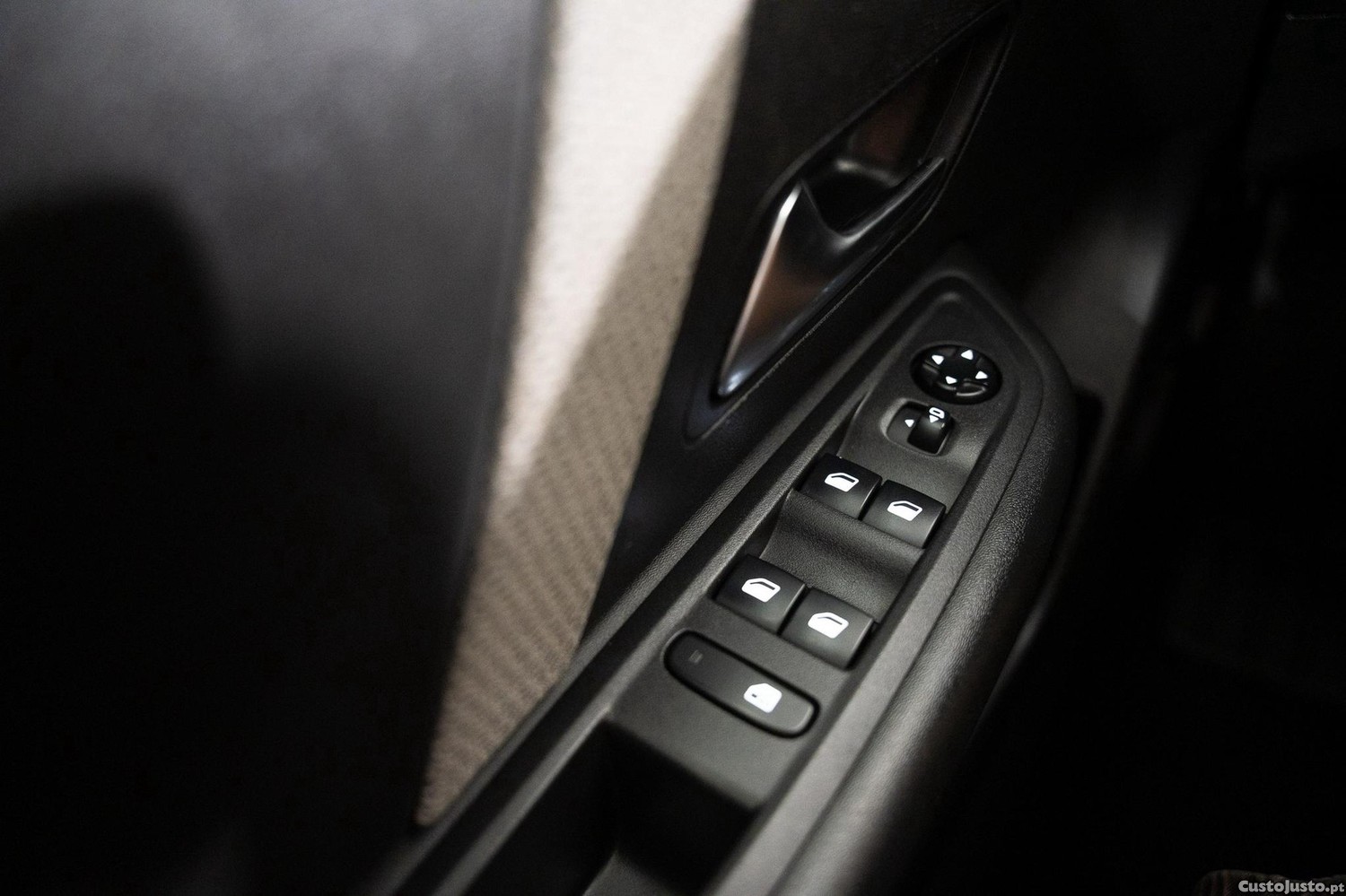 Citroën C4 1.2 PureTech Feel Pack — fotografia 5