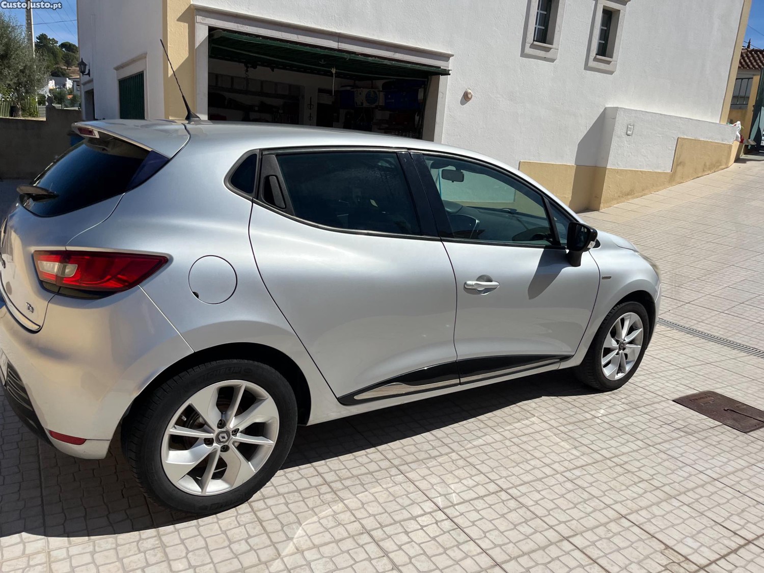 Renault Clio IV 0.9 TCe Limited — photo 5