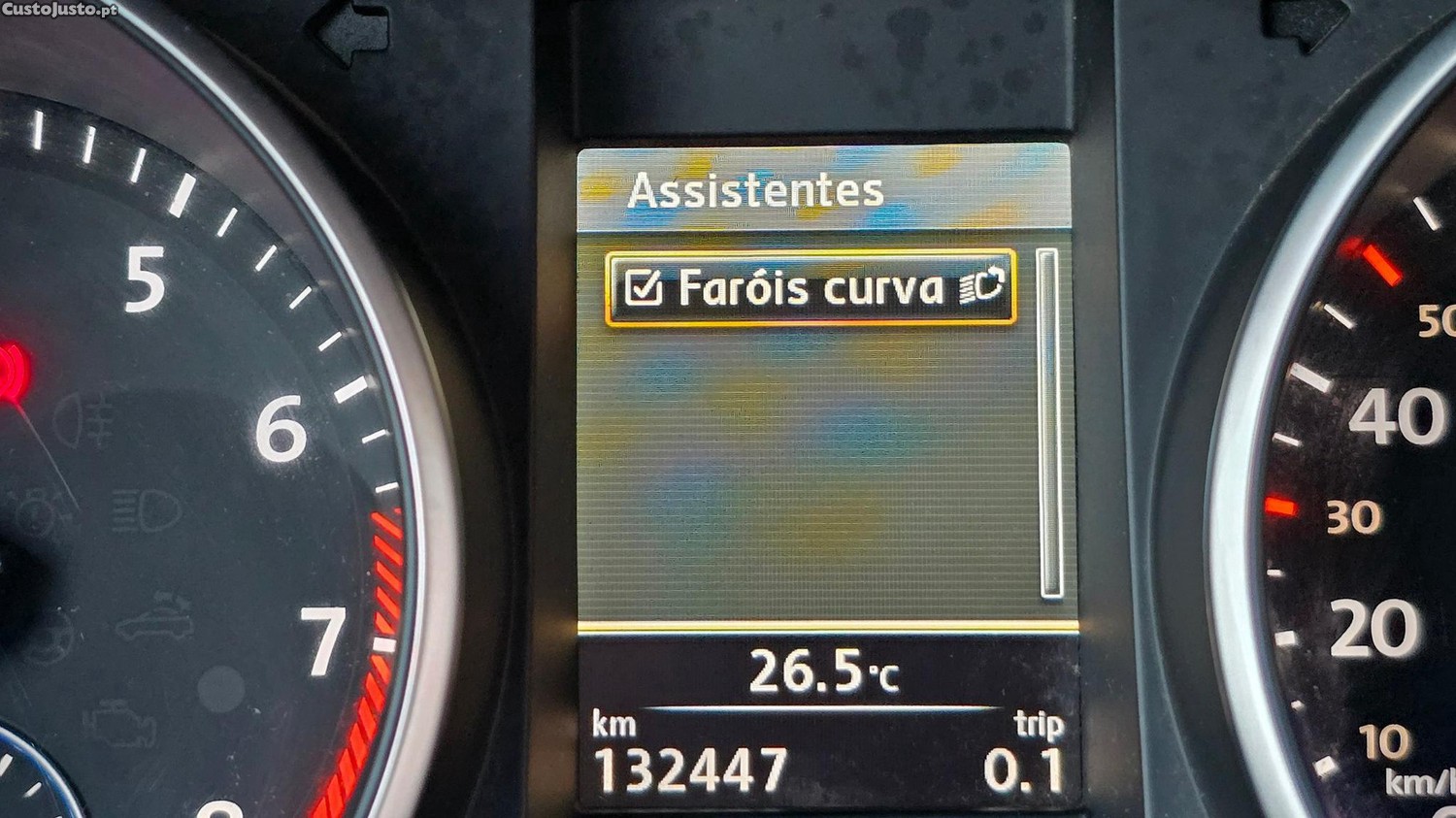 Volkswagen Golf R 2.0 TSI — fotografia 10