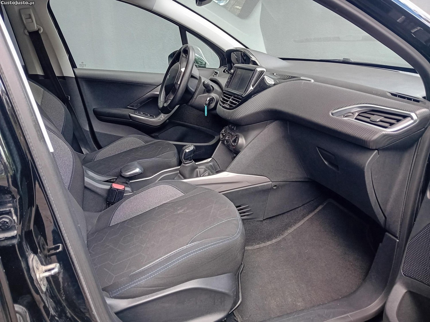 Peugeot 2008 1.2 PureTech Style — fotografia 7