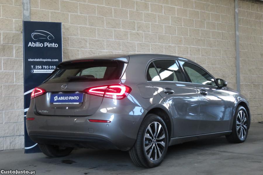 Mercedes-Benz A 250 e Style Plus — fotografia 6