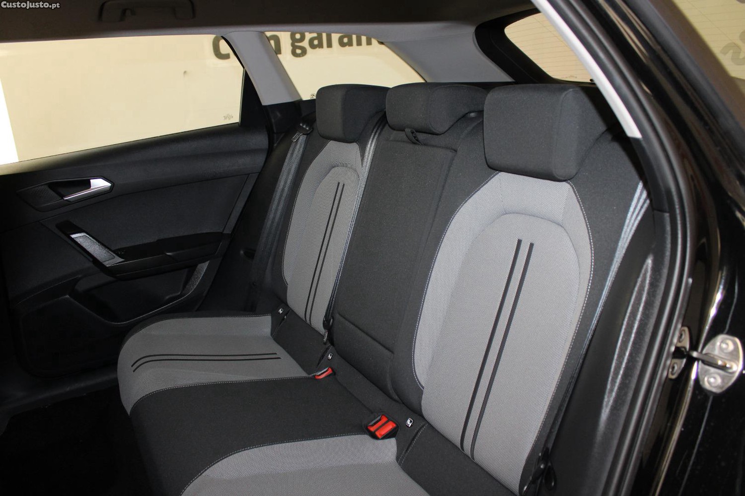 SEAT Leon ST 1.0 TSI STYLE — fotografia 6