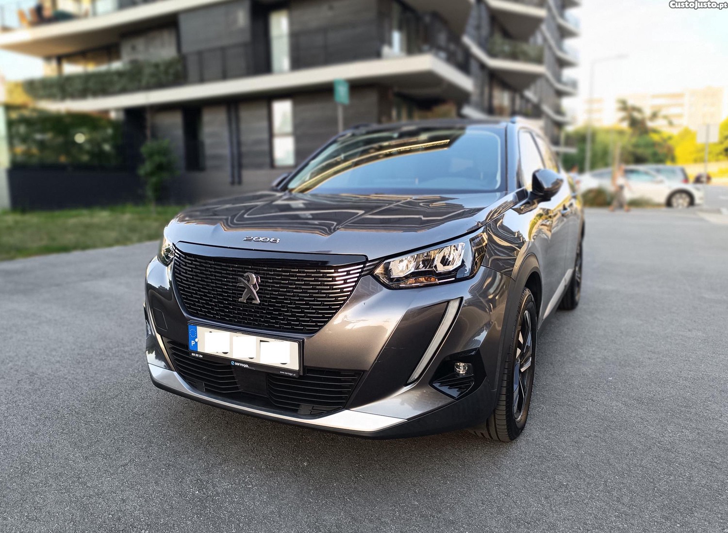 Peugeot 2008 1.2 PureTech Allure Pack EAT8 — fotografia 6