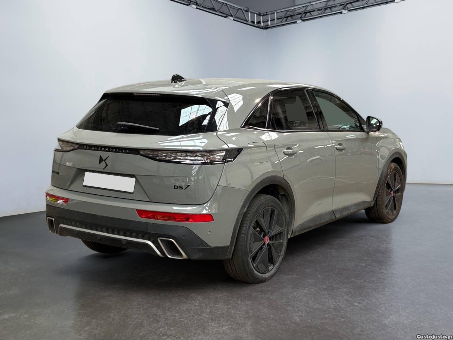 DS  E-Tense Performance Line EAT8 - 23 — photo 2