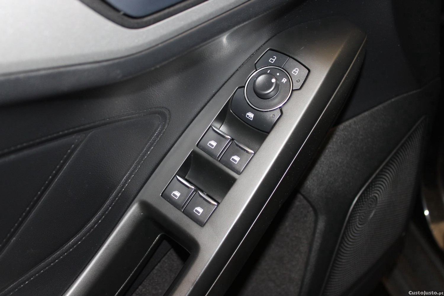 Ford Focus SW 1.0 ECOBOOST ACTIVE — fotografia 10