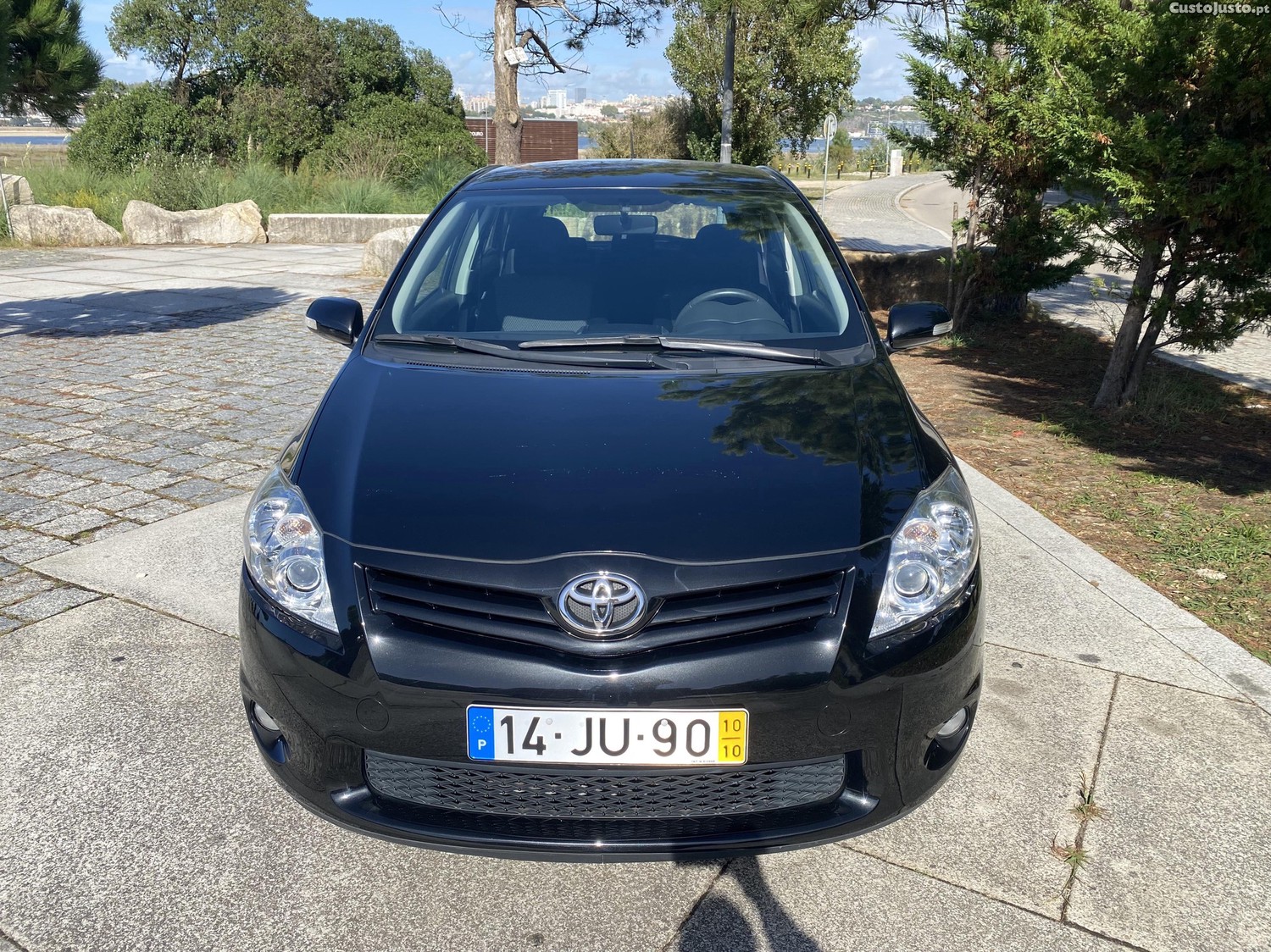 Toyota Auris Active 1.4 D4D - 10 foto 2