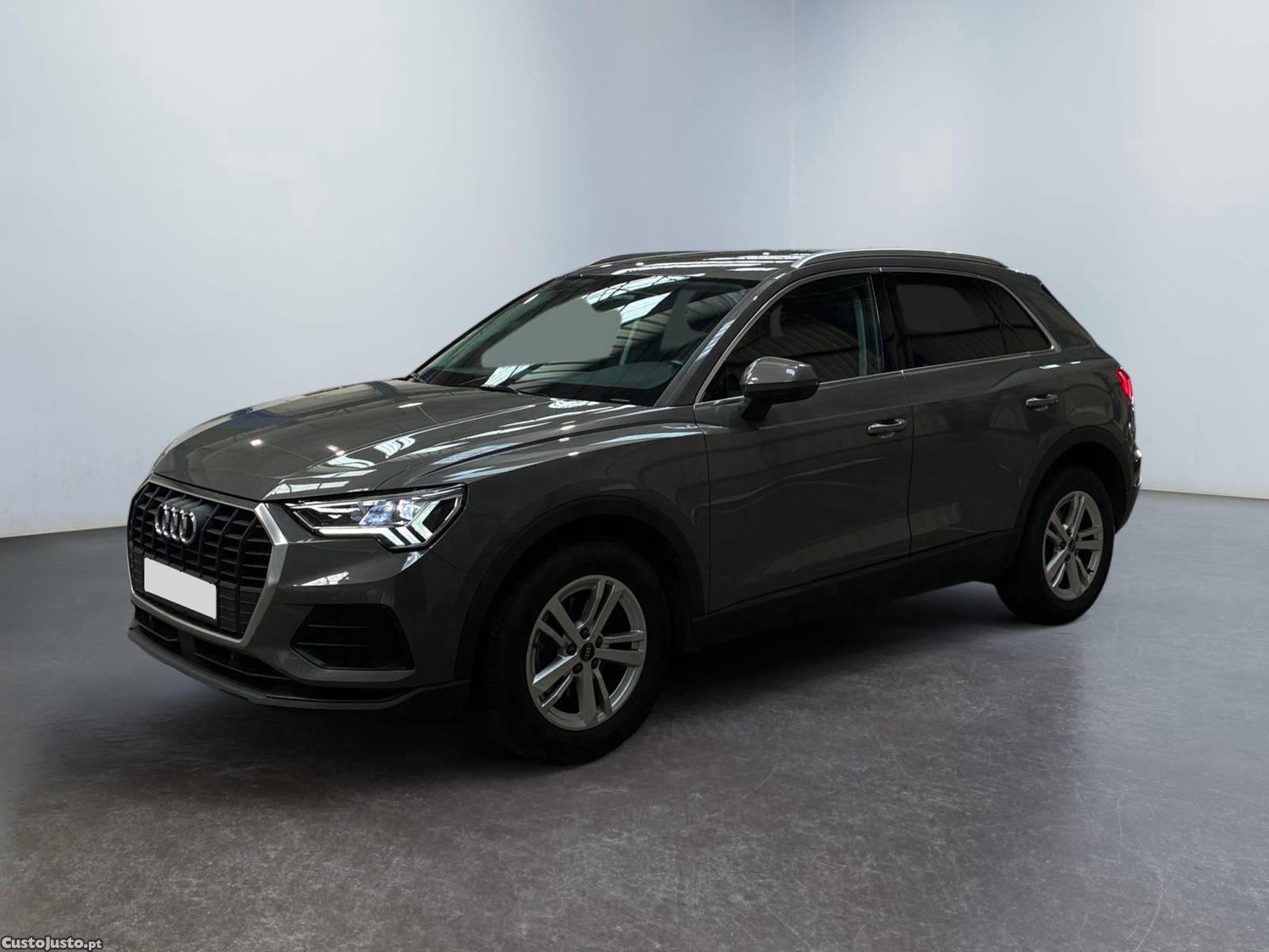 Audi Q3 35 TFSI S Tronic Business Line - 22