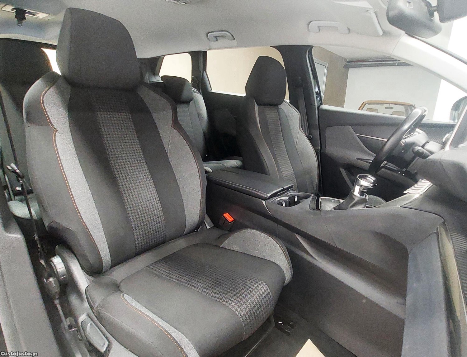 Peugeot 5008 1.5 HDI ACTIVE PACK - 19 — photo 5