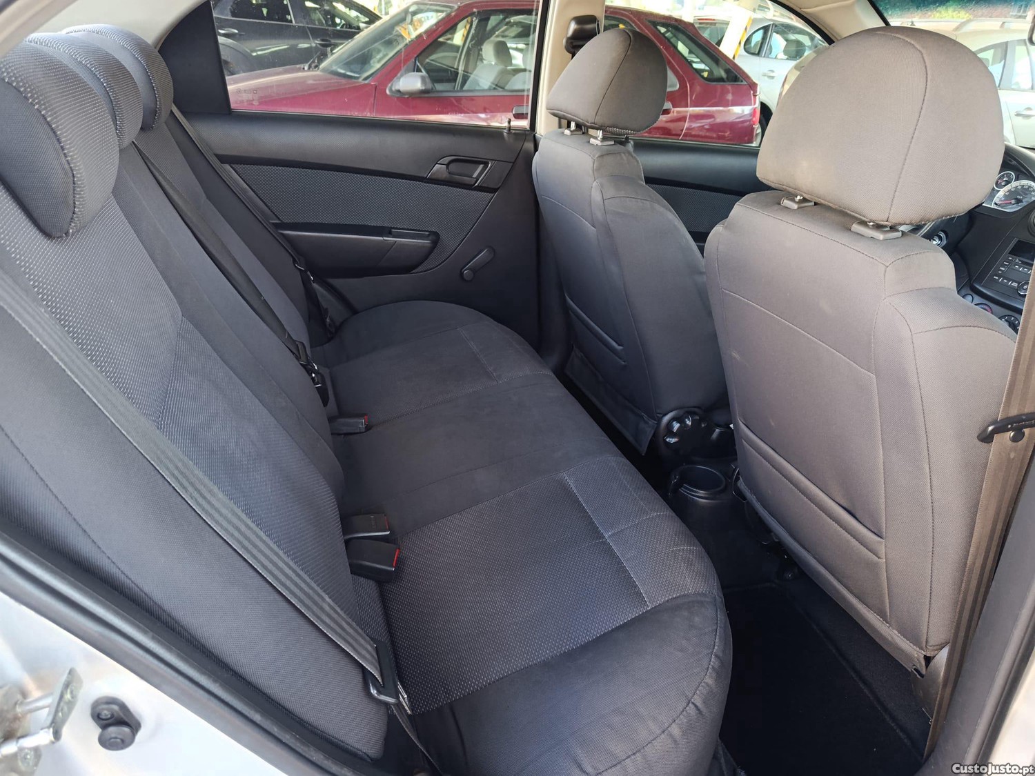 Chevrolet Aveo Ls — fotografia 4