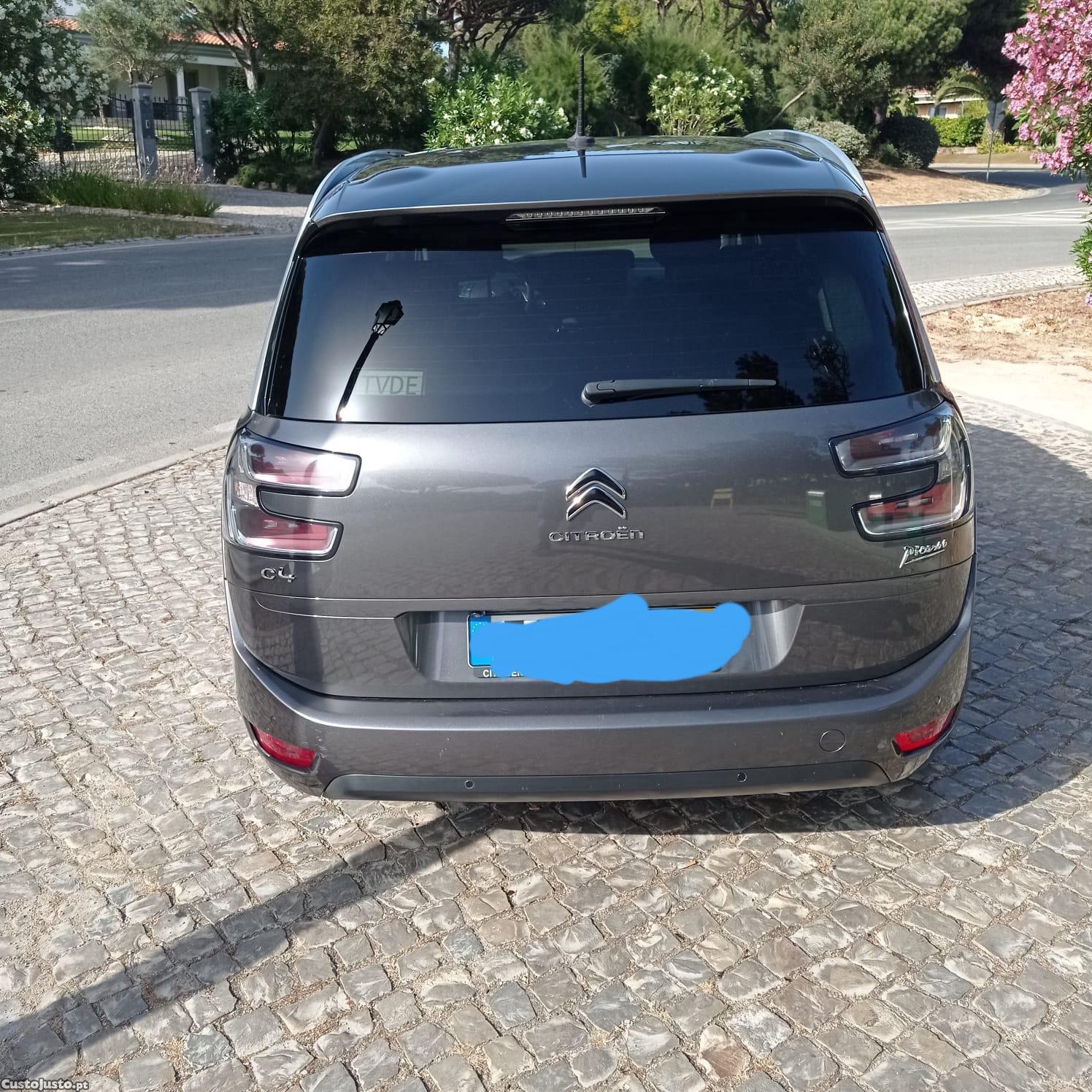 Citroën C4 Grand Picasso — fotografia 2