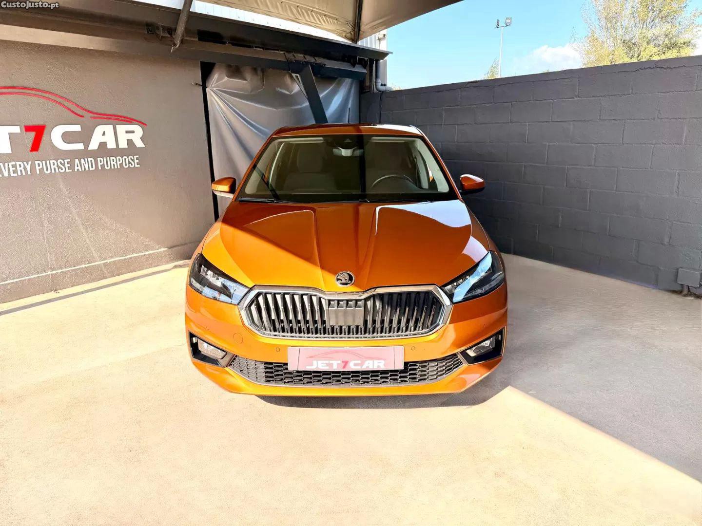 Skoda Fabia 1.0 tsi ambition - 22 — photo 3