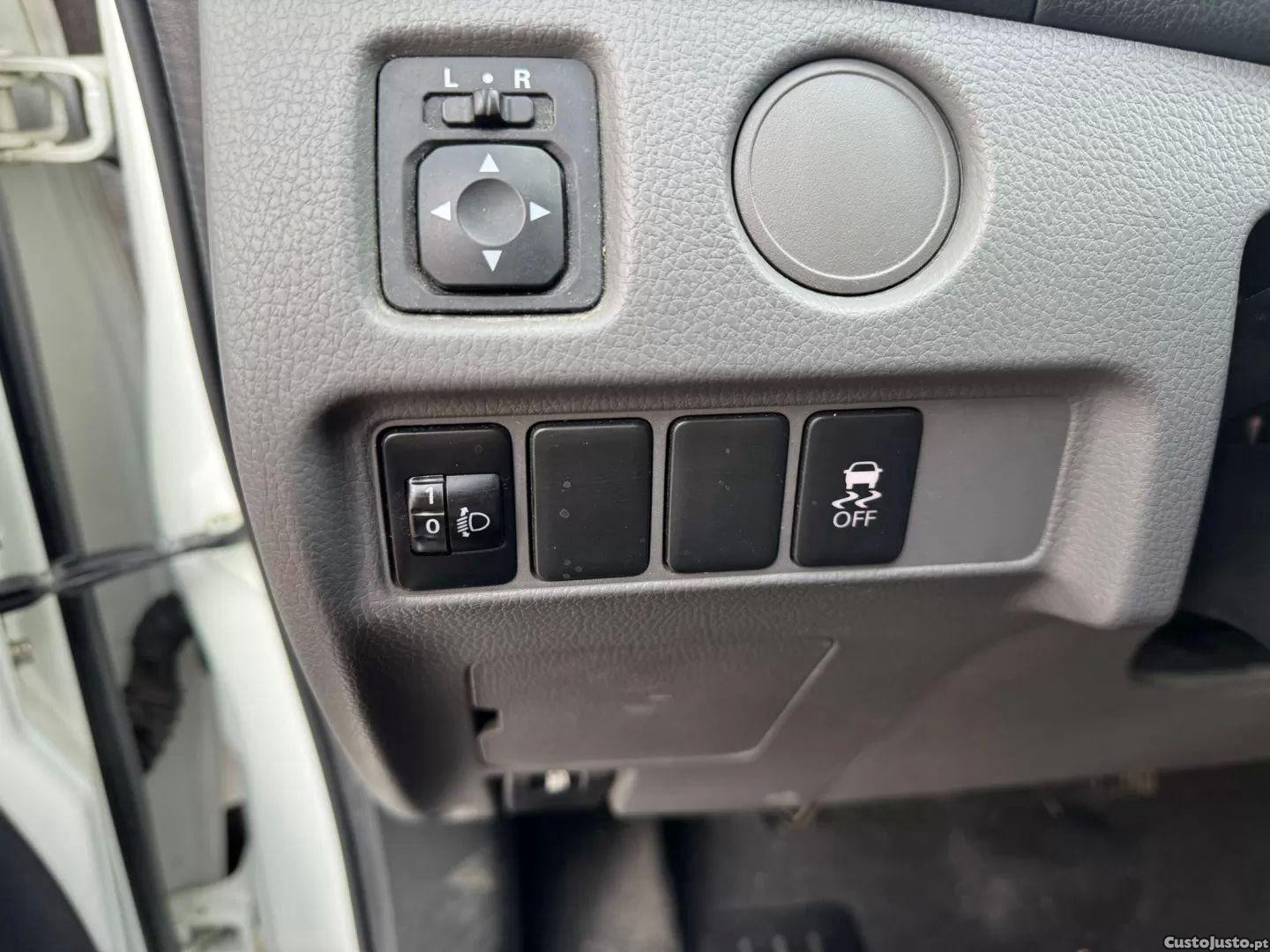 Mitsubishi L200 2.4 di-d cd invite 4wd - 19 — photo 5