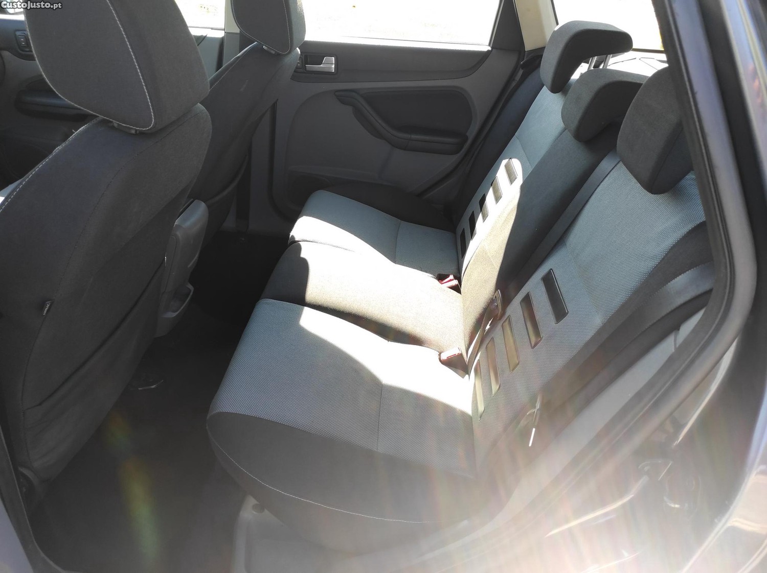 Ford Focus SW 1.6 TDCI — fotografia 4