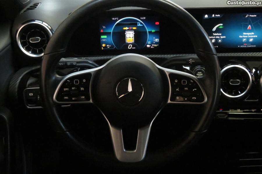 Mercedes-Benz A 250 e Style Plus — fotografia 13