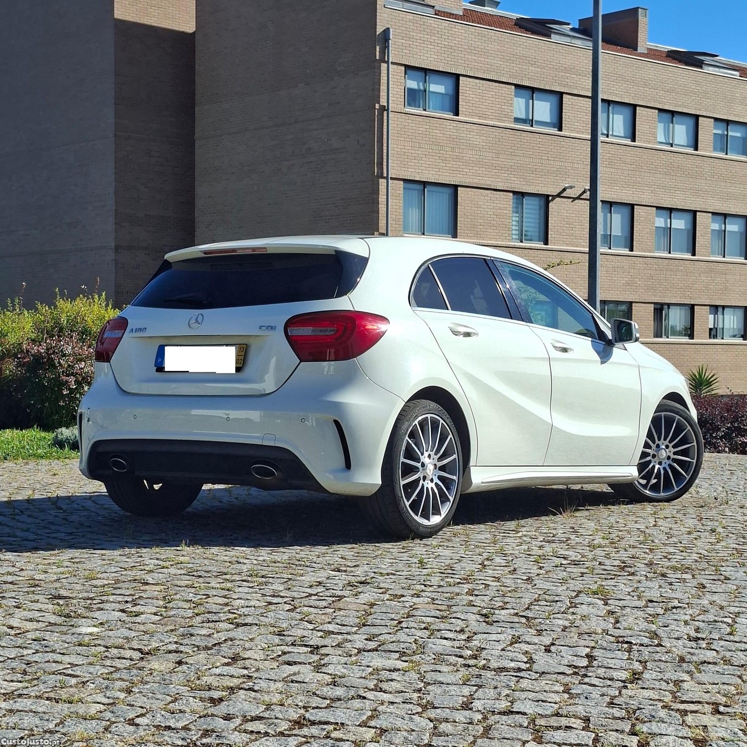 Mercedes-Benz A 180 CDi BlueEfficiency AMG Sport - 13 foto 3