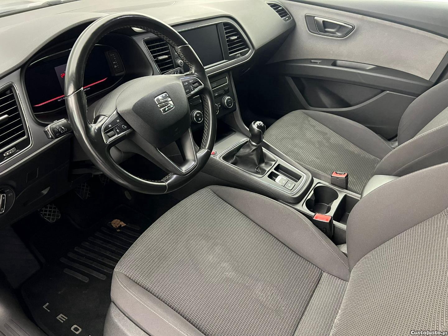 Seat Leon 1.6 TDI STYLE - 19 foto 5