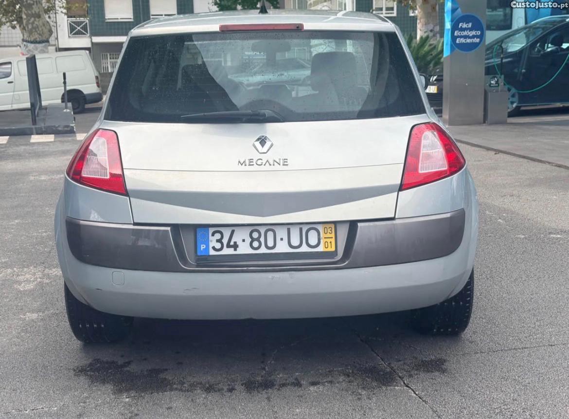 Renault Coupe 1.5dci — photo 5