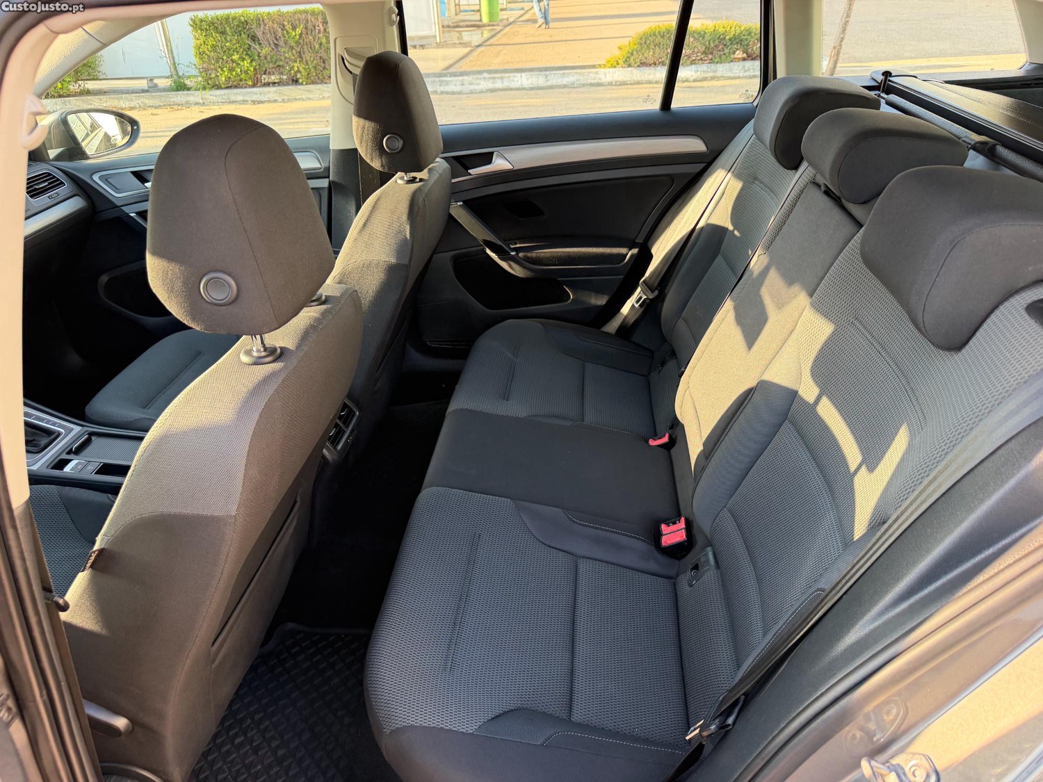 VW Golf VII Variant — photo 2