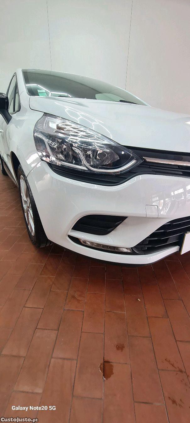 Renault Clio 0.9 tce Limited — fotografia 5