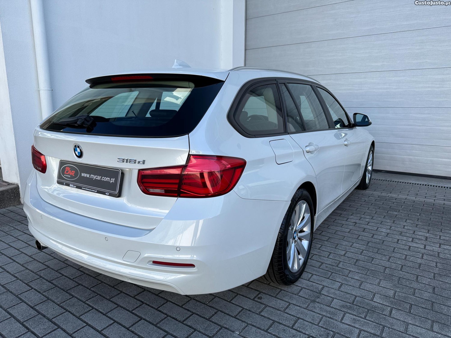 BMW 318 d Advantage Automática - 15 — photo 2