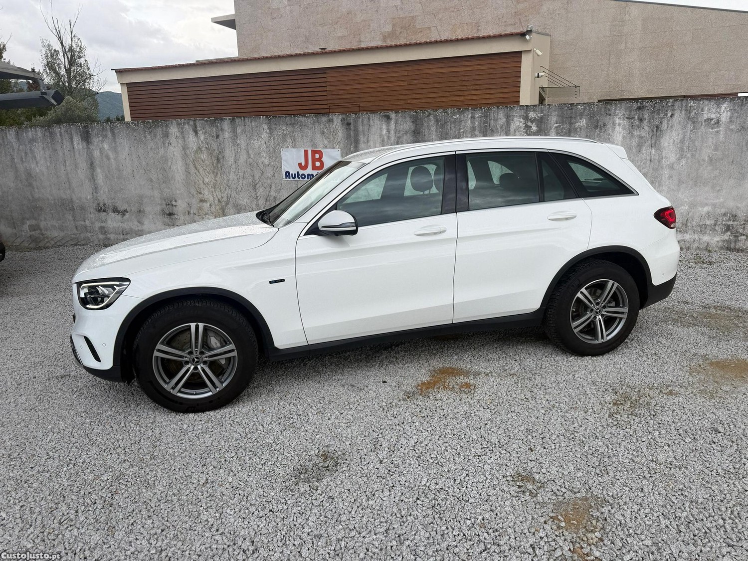 Mercedes-Benz GLC 300 e 4Matic - 20 — photo 3