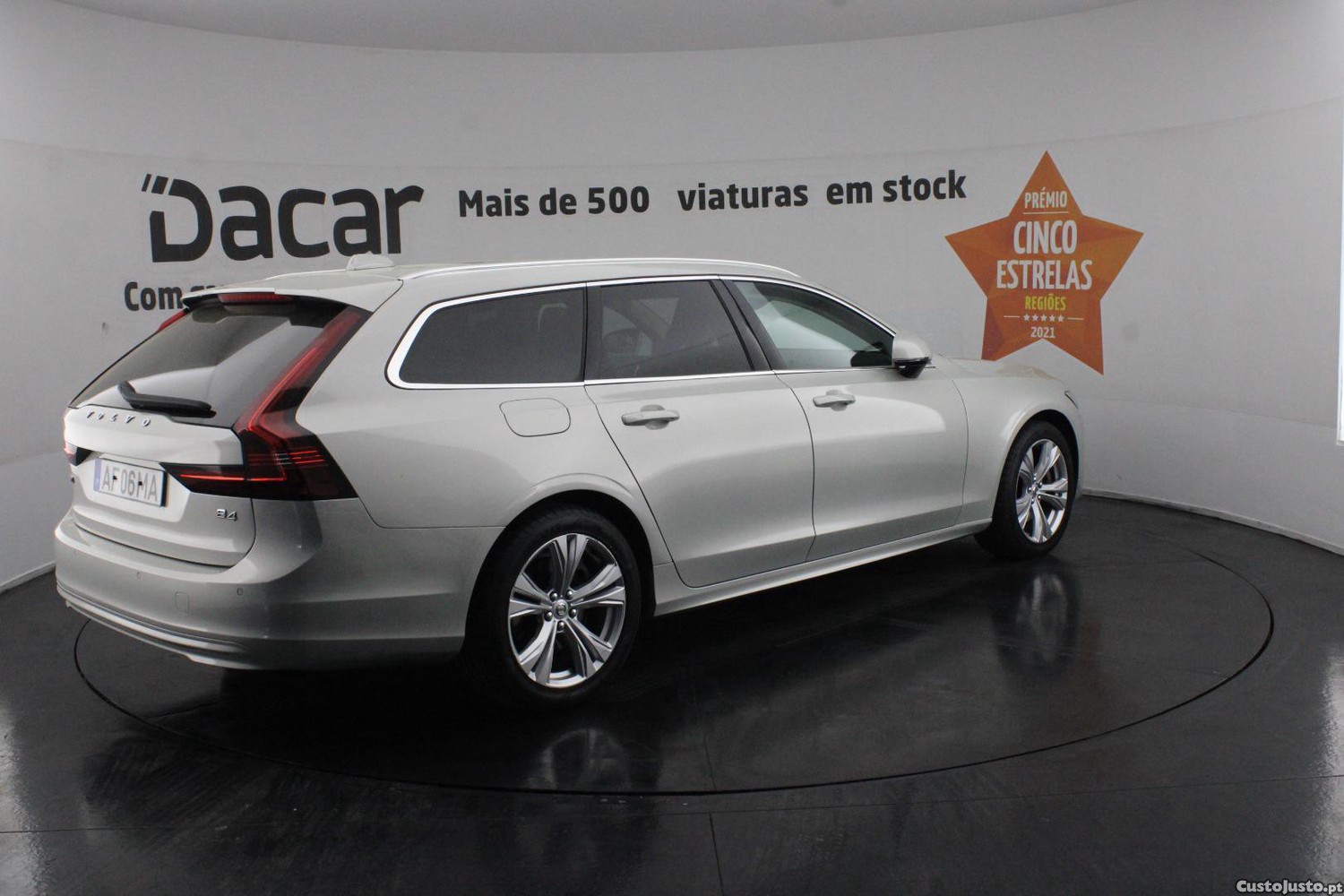 Volvo V90 2.0 B4 MOMENTUM PLUS GEARTRONIC — fotografia 41