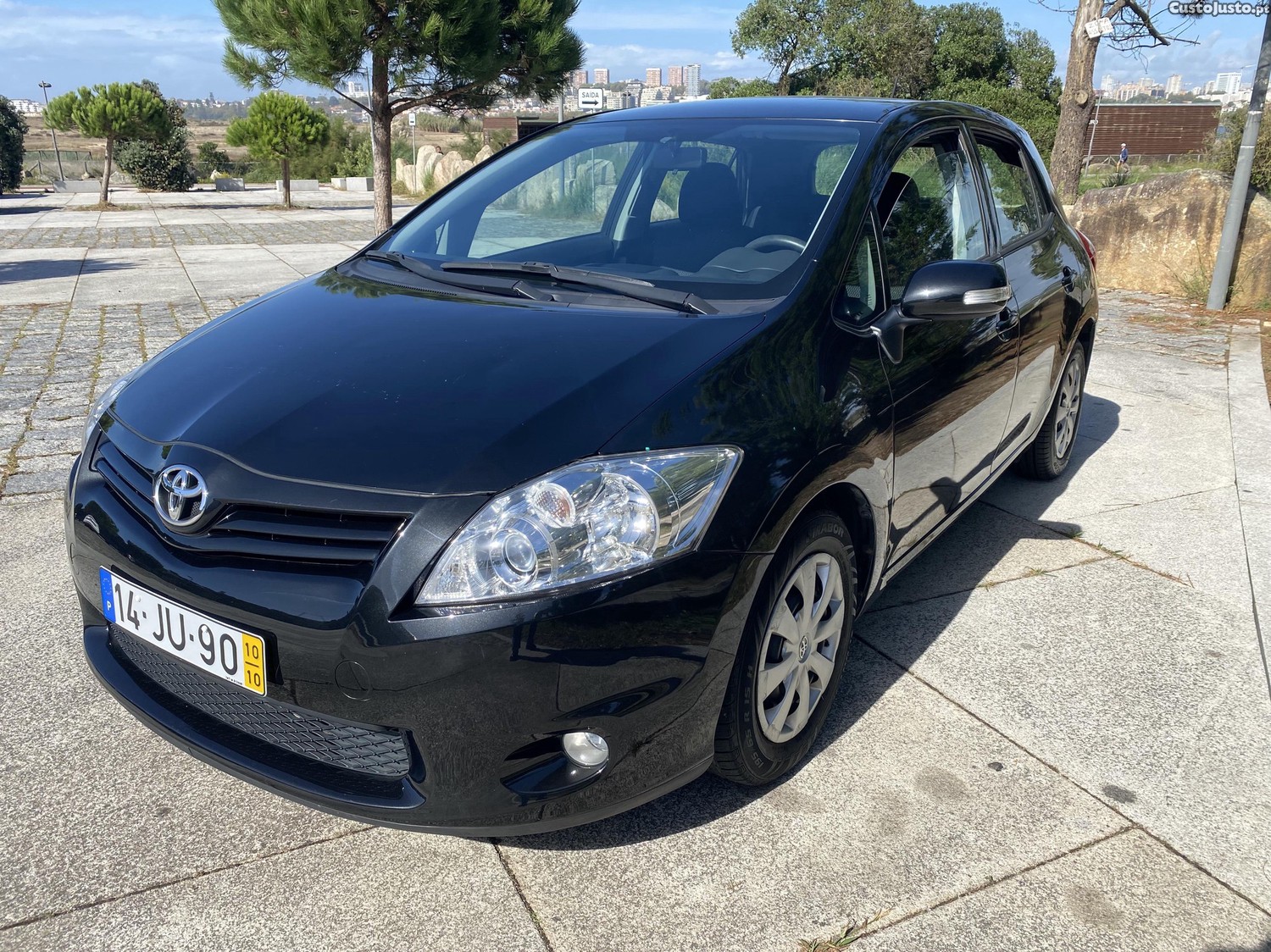 Toyota Auris Active 1.4 D4D - 10