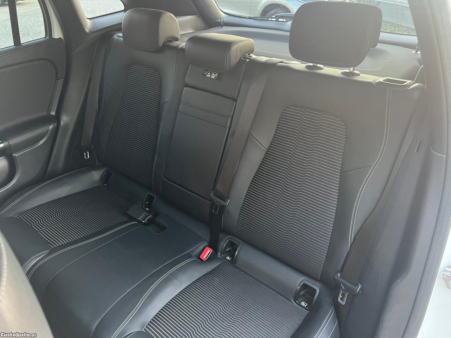 Mercedes-Benz EQA Progressive — fotografia 5
