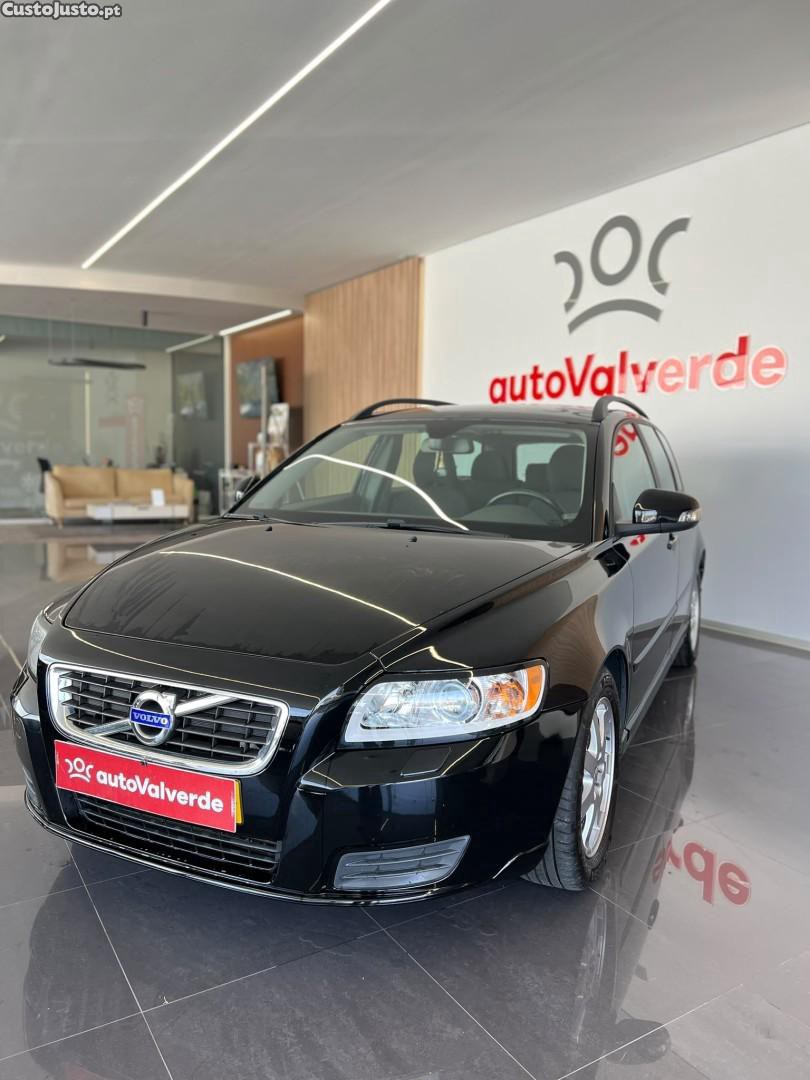 Volvo V50 1.6 D Drive — photo 2