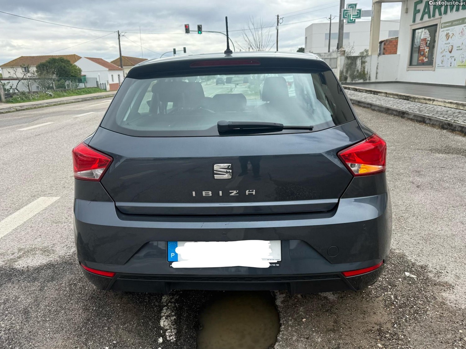 SEAT Ibiza IBIZA 1.6 TDI — fotografia 6