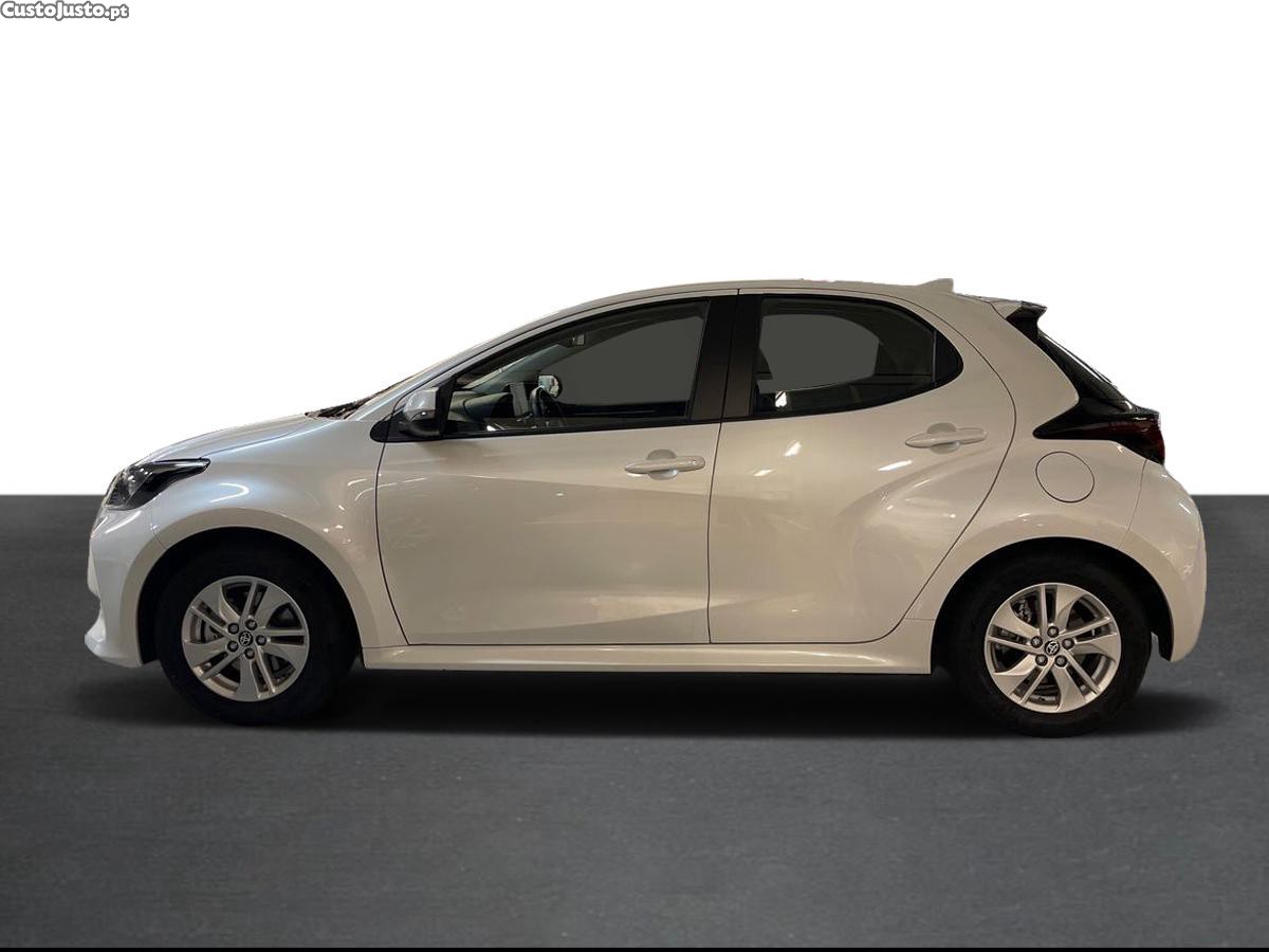 Toyota Yaris 1.5 HDF Comfort Plus — fotografia 13