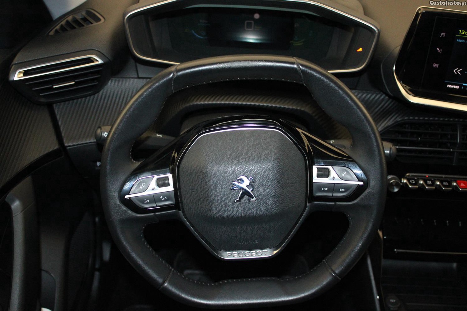 Peugeot e-2008 ALLURE PACK (AUTO) — fotografia 27