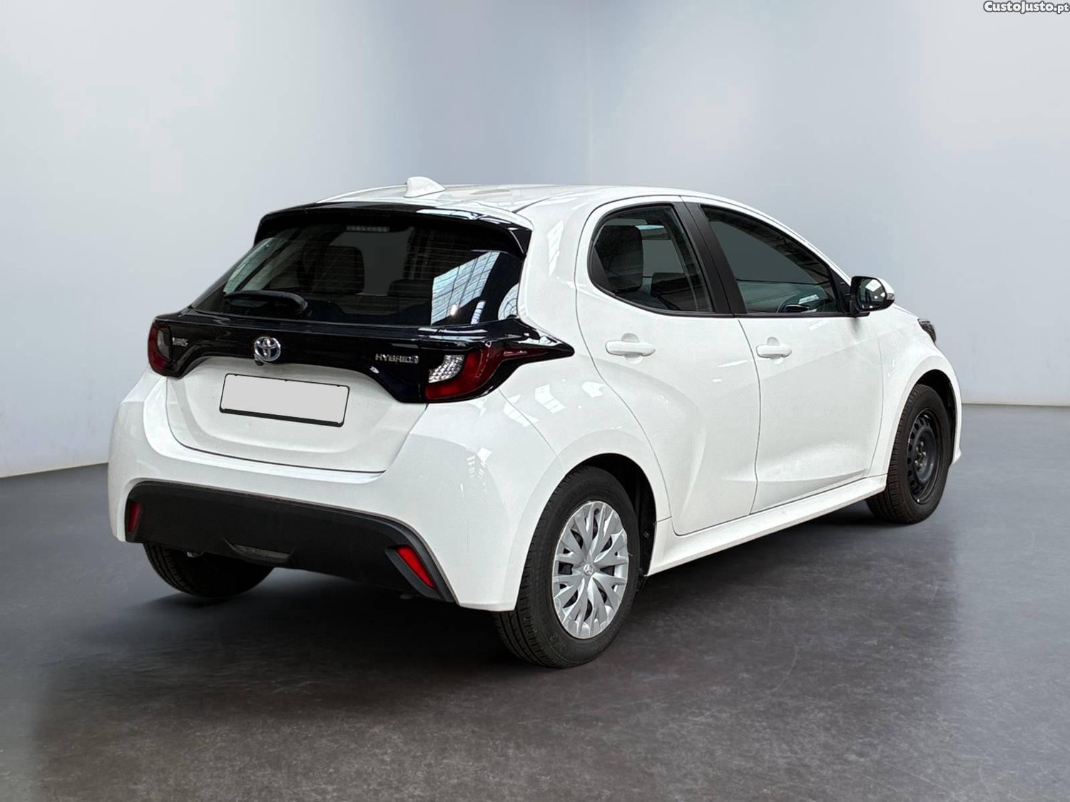 Toyota Yaris 1.5 HDF Dynamic - 23 — photo 2