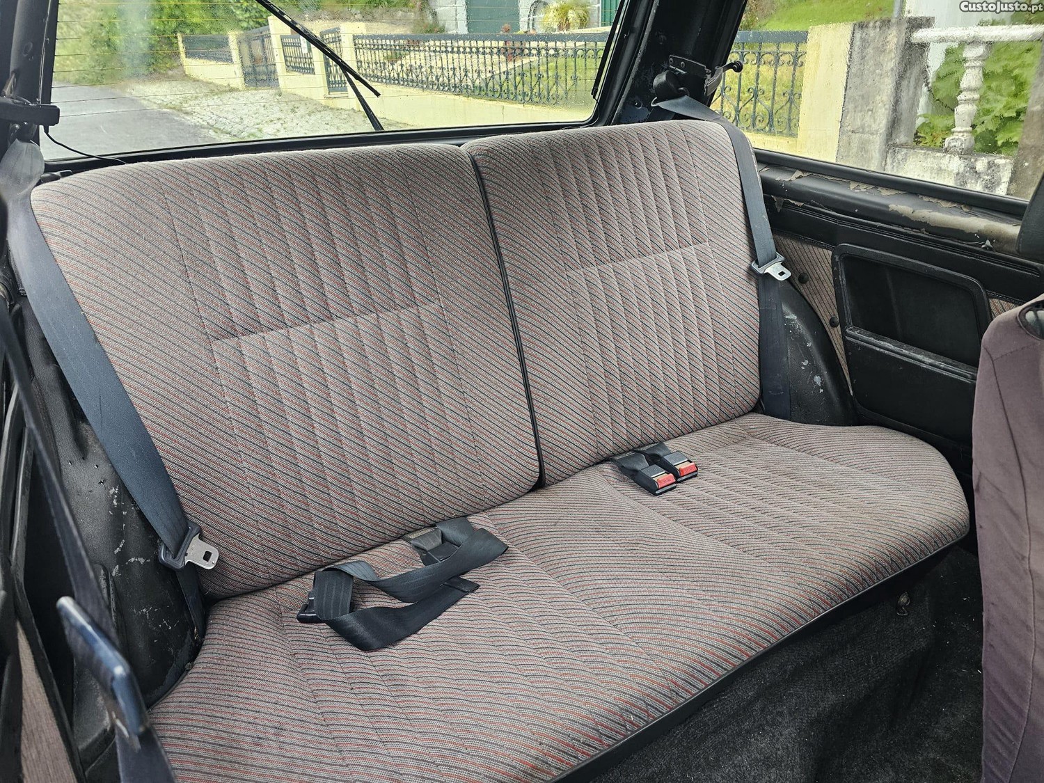 Toyota Starlet EP70 Diesel 5 Lugares — fotografia 4