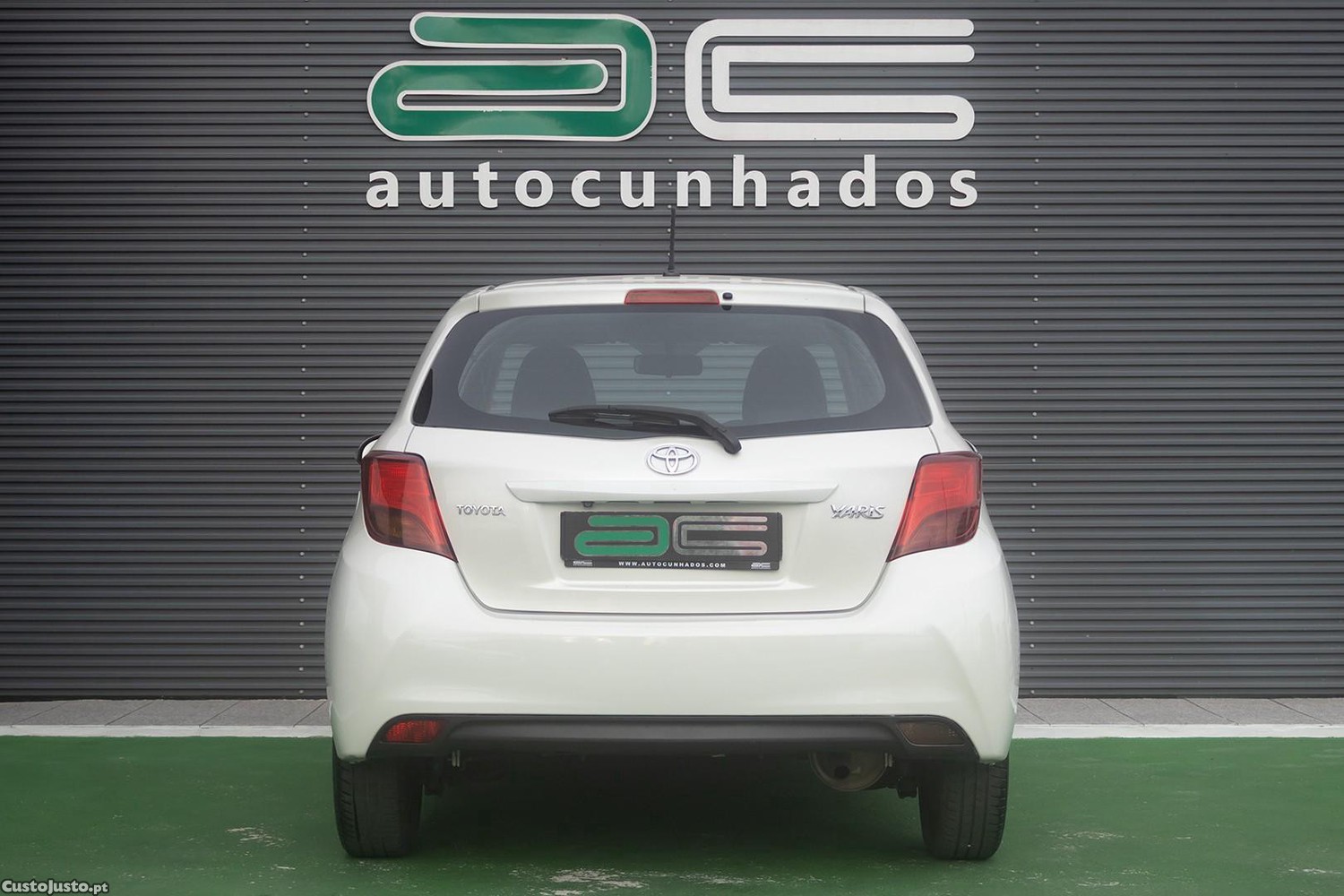 Toyota Yaris 1.0 VVT-i Comfort — photo 5