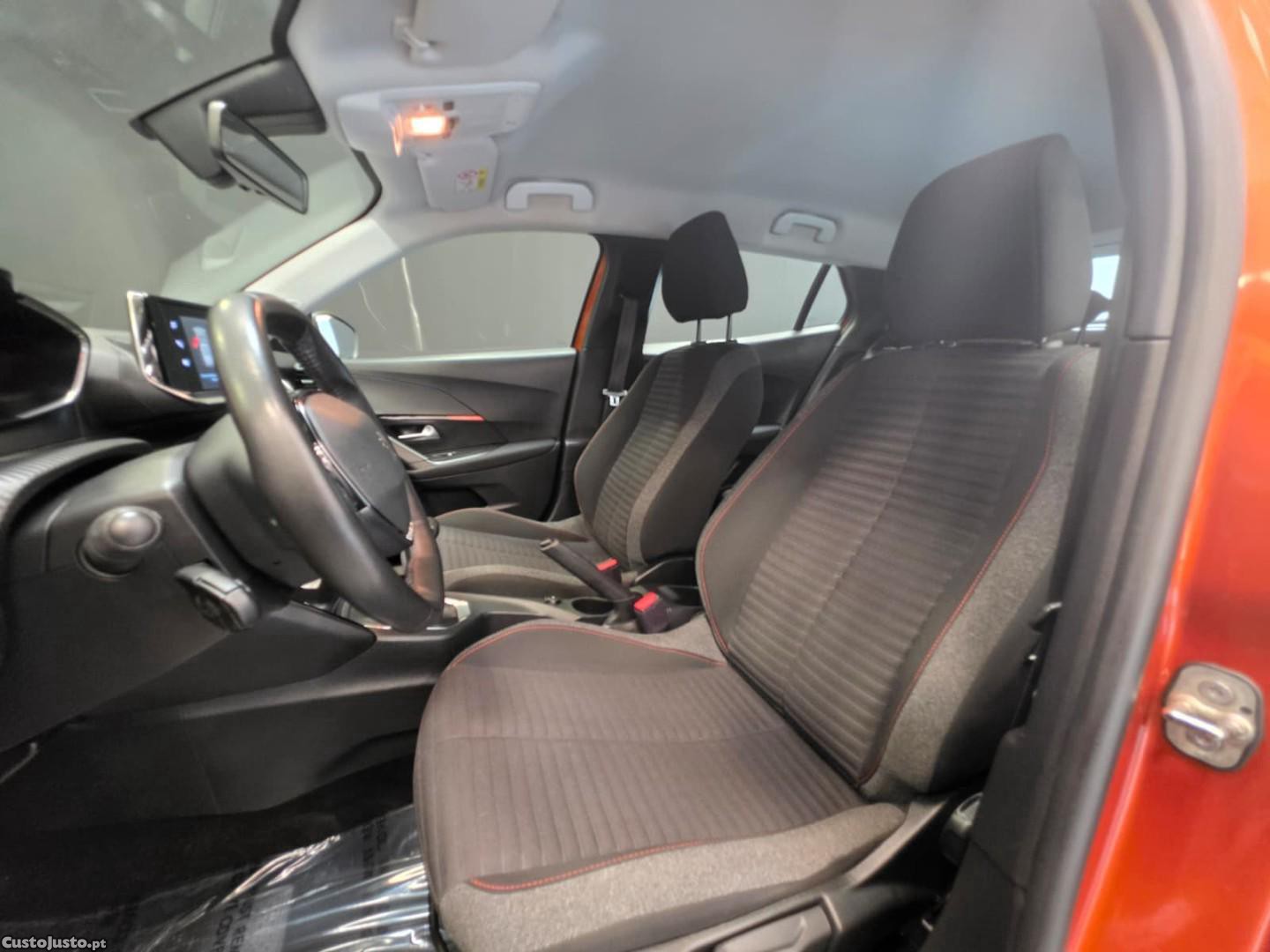 Peugeot 2008 PureTech 100 Active — fotografia 4
