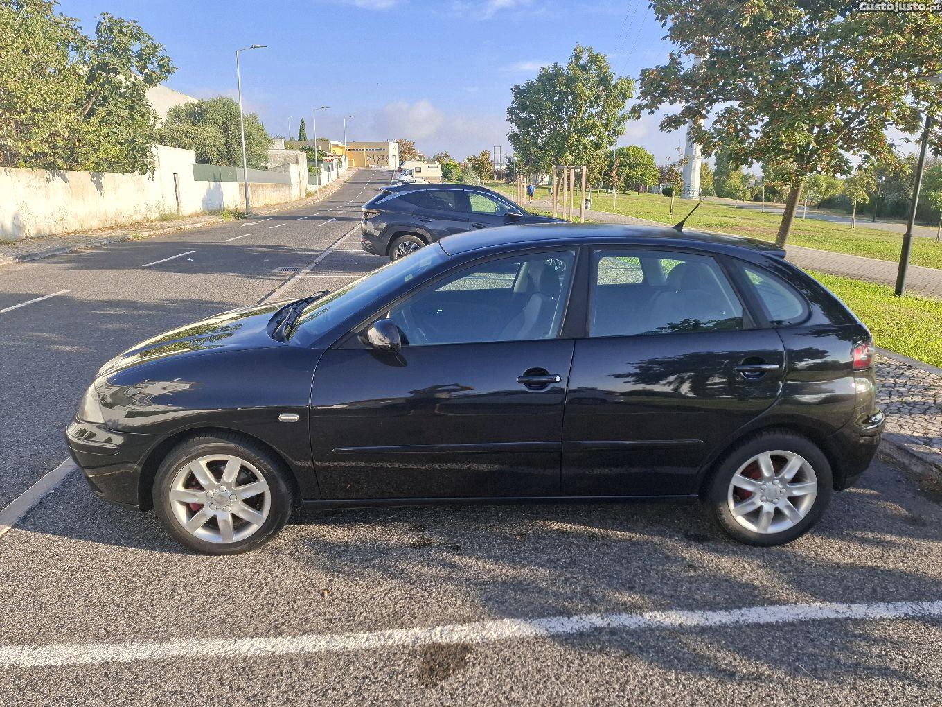 Seat Ibiza 1.4 TDI Signo - 05 foto 2