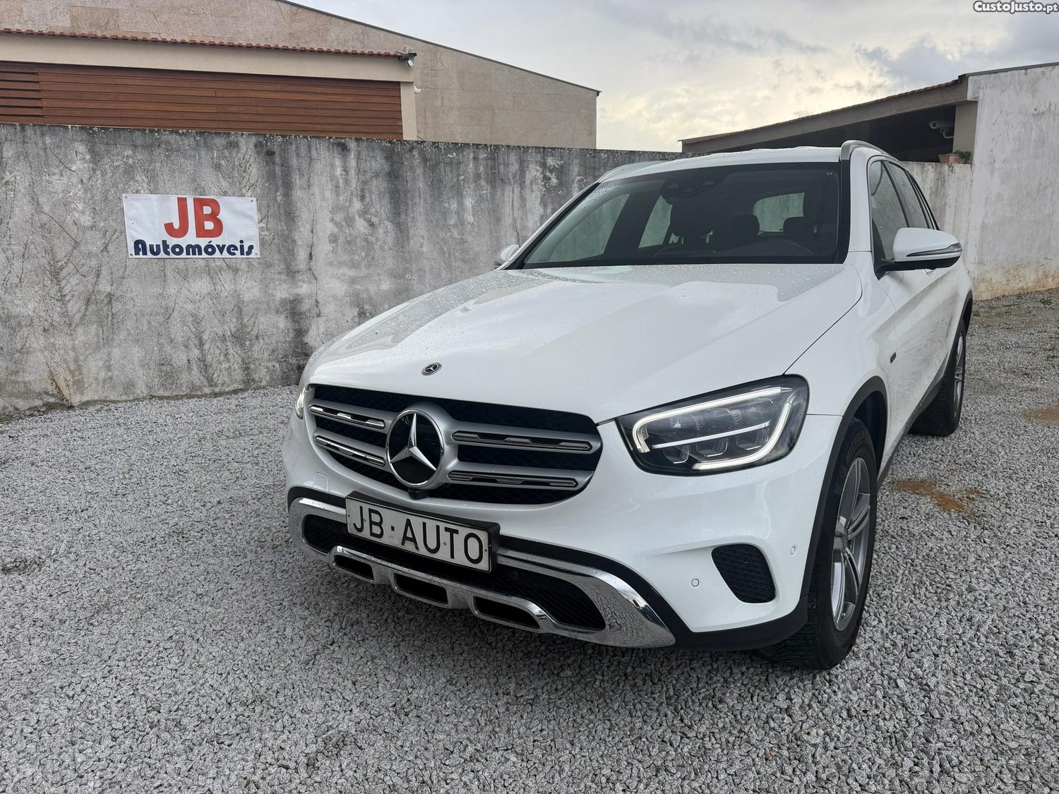 Mercedes-Benz GLC 300 e 4Matic - 20 — photo 2