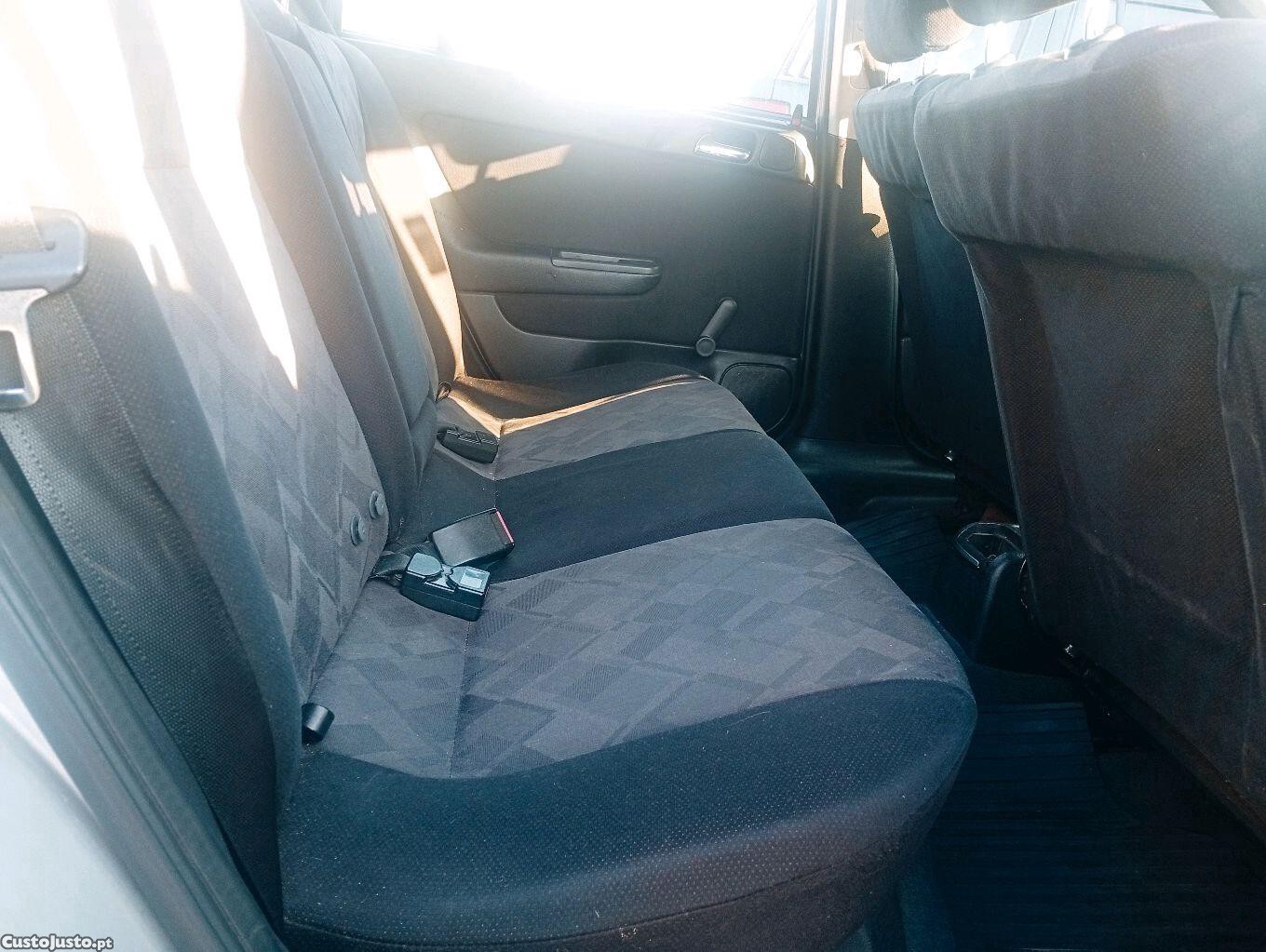 Opel Astra Caravan 2.0Dti Club — photo 5