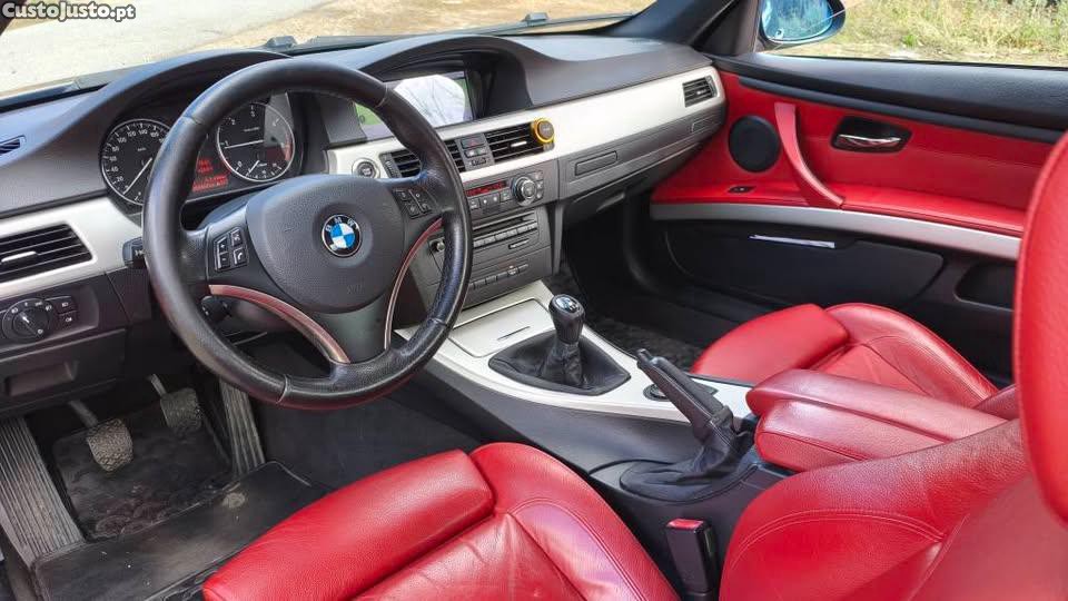 BMW 320 Coupé E92- 06/2007 - 07 — photo 3