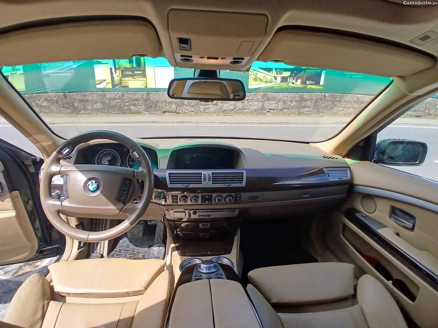 BMW 730 i — fotografia 3